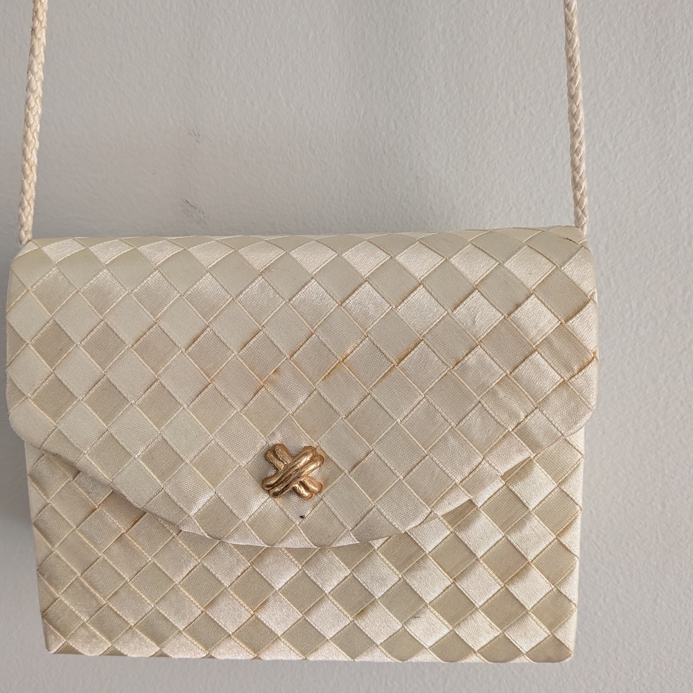 Benchmade Leather works Inc Chic Woven Crossbody Bag in Cream